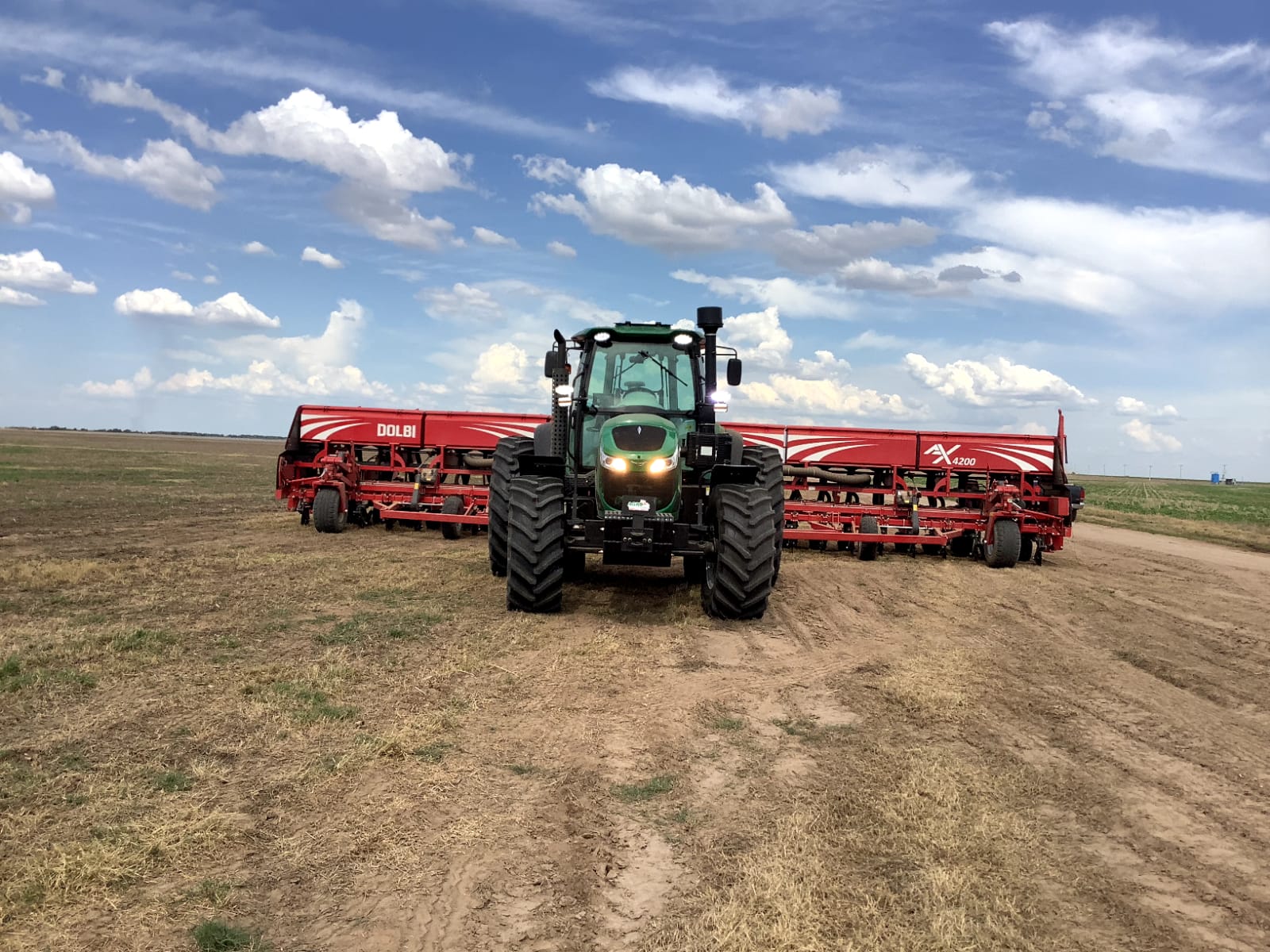Tractor Agrícola RS2404C - Imagen 2